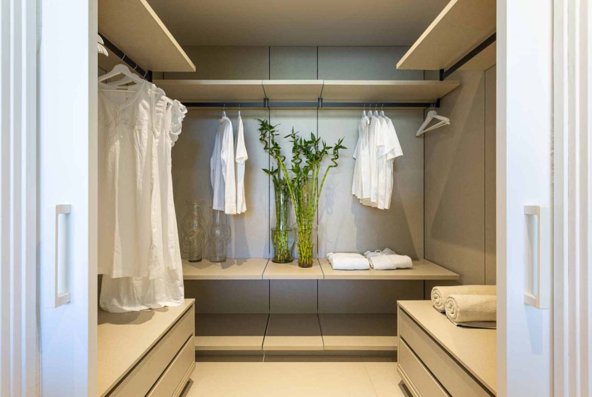 16+ Collection – Mijas – Fuengirola